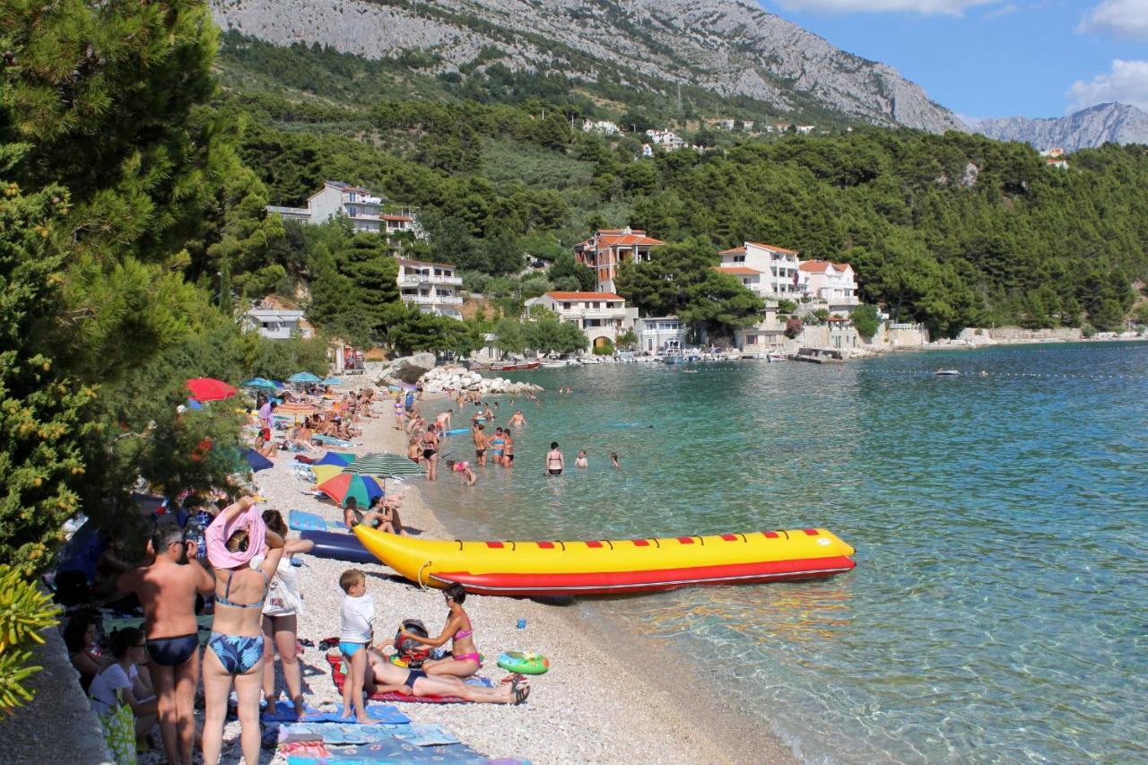 Apartments With A Parking Space Brela, Makarska - 16603 Екстер'єр фото