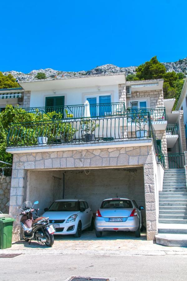 Apartments With A Parking Space Brela, Makarska - 16603 Екстер'єр фото